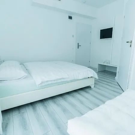 Catharsis House - Self Check In And Self Checkout Hotel Oradea Exterior photo